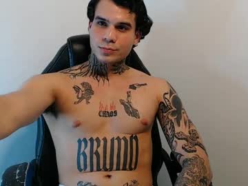 Pierobarzini Chaturbate stream image from May 19, 2025