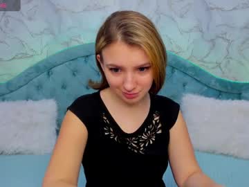 Milinafox Chaturbate stream image from May 20, 2025