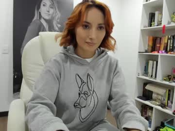 Lizzeser29 Chaturbate stream image from May 20, 2025