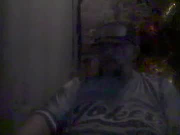 Eddievennumm Chaturbate stream image from May 20, 2025