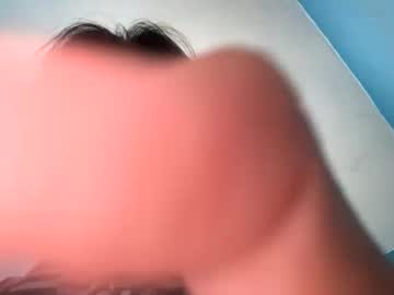 Frellenly Chaturbate stream image from May 20, 2025