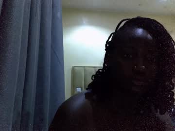 Secy_Freya Chaturbate stream image from May 20, 2025