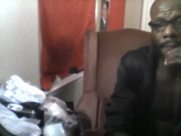 Mrgoodhands2ya Chaturbate stream image from May 20, 2025