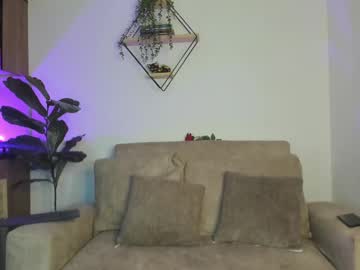 Natasna1 Chaturbate stream image from May 20, 2025