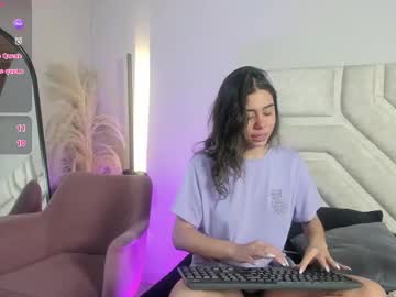 Rachell_Criss Chaturbate stream image from May 20, 2025