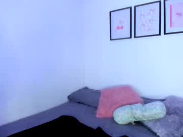 Tarathomson Chaturbate stream image from May 20, 2025