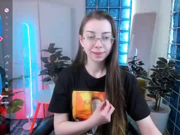 Instant_Destiny Chaturbate stream image from May 20, 2025