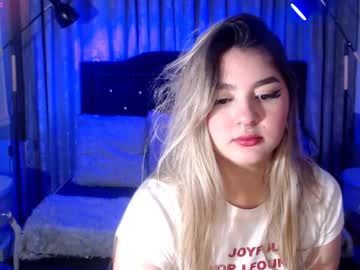 Katie_Collins_ Chaturbate stream image from May 20, 2025