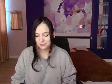Veronicaalmond Chaturbate stream image from May 20, 2025