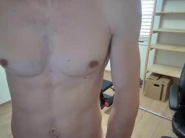 Flin1983 Chaturbate stream image from May 20, 2025