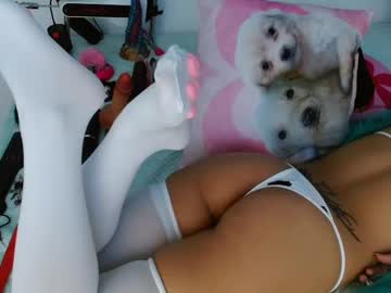 Isisjones17 Chaturbate stream image from May 20, 2025