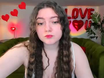Tinkerbeeelle Chaturbate stream image from May 20, 2025