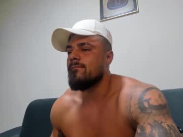 Jodogs Chaturbate stream image from May 20, 2025