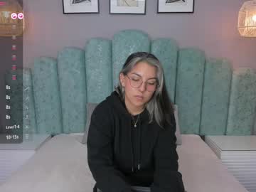 Karoll_Santos Chaturbate stream image from May 20, 2025