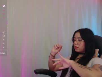 Lilithwallkeer Chaturbate stream image from May 20, 2025