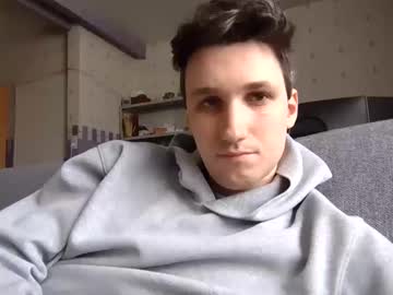Moragerer Chaturbate stream image from May 20, 2025