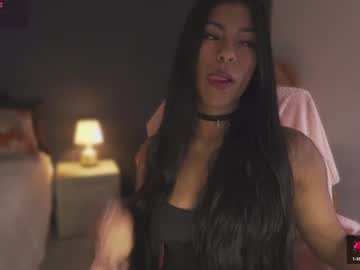 Mulatalove Chaturbate stream image from May 20, 2025