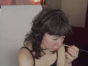 Umekomisa Chaturbate stream image from May 20, 2025