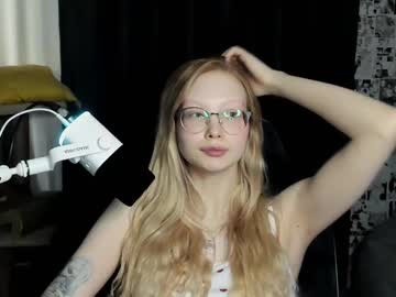 _Caramel_Milk_ Chaturbate stream image from May 20, 2025