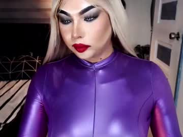 Xtrixiemae Chaturbate stream image from May 20, 2025