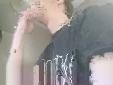 Freedome2411 Chaturbate stream image from May 20, 2025