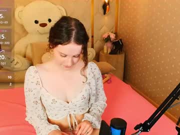Gillmorgan Chaturbate stream image from May 20, 2025