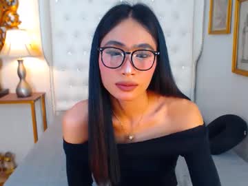 Gleiahong Chaturbate stream image from May 20, 2025