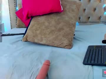 Candiegilson__ Chaturbate stream image from May 20, 2025