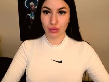 Sinqueen_ Chaturbate stream image from May 20, 2025