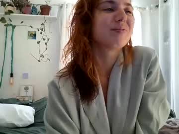 Lamourrouge Chaturbate stream image from May 20, 2025