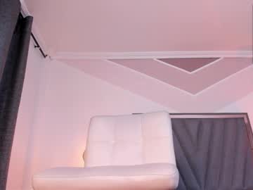 Megansky18 Chaturbate stream image from May 20, 2025
