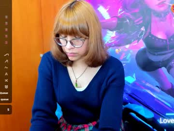 Nataly_Cloud Chaturbate stream image from May 20, 2025