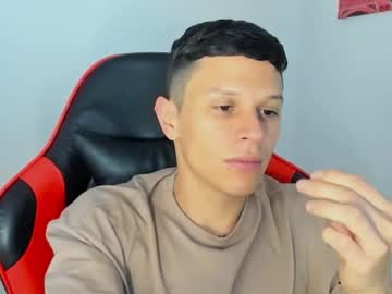 Santi_Alpha Chaturbate stream image from May 20, 2025