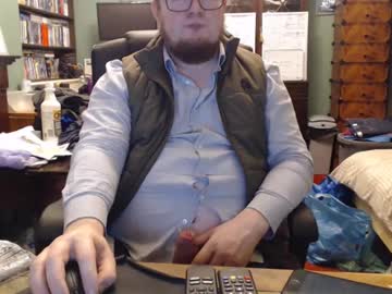 Dellovesgirls Chaturbate stream image from May 20, 2025