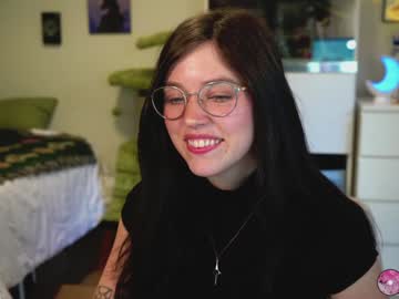 Emmachoice Chaturbate stream image from May 20, 2025