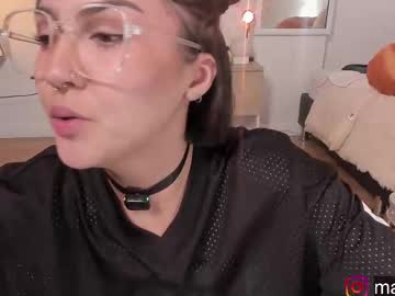 Maeeve_ Chaturbate stream image from May 20, 2025