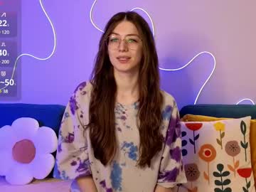Ester_Hill Chaturbate stream image from May 20, 2025