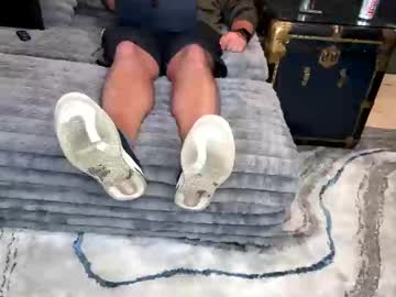 Mymansfeet22 Chaturbate stream image from May 20, 2025