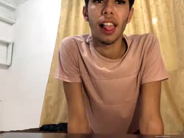 Dany_Everglott Chaturbate stream image from May 21, 2025