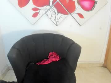 Naomiwildburn Chaturbate stream image from May 21, 2025