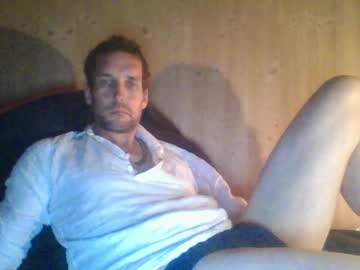 Paueriwan Chaturbate stream image from May 21, 2025