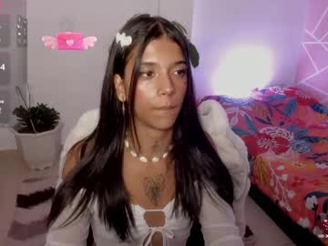 Coralrigan Chaturbate stream image from May 21, 2025