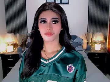 Jhulianagrey Chaturbate stream image from May 21, 2025