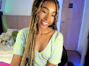 Naomii1020 Chaturbate stream image from May 21, 2025
