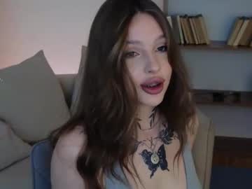 Mia_Chill Chaturbate stream image from May 21, 2025