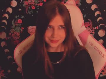 Miriemm Chaturbate stream image from May 21, 2025