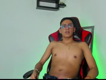 Noah_Fox19 Chaturbate stream image from May 21, 2025