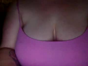 Unwantedbabies Chaturbate stream image from May 21, 2025