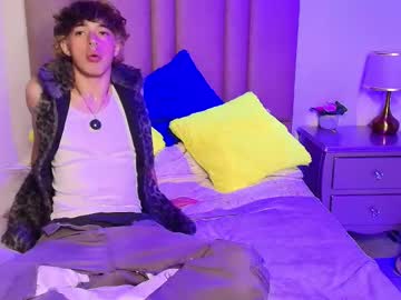 Albert_Dusk Chaturbate stream image from May 21, 2025