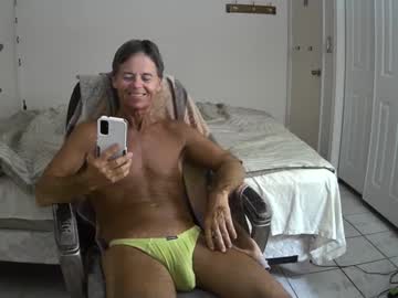 Hewes1 Chaturbate stream image from May 21, 2025